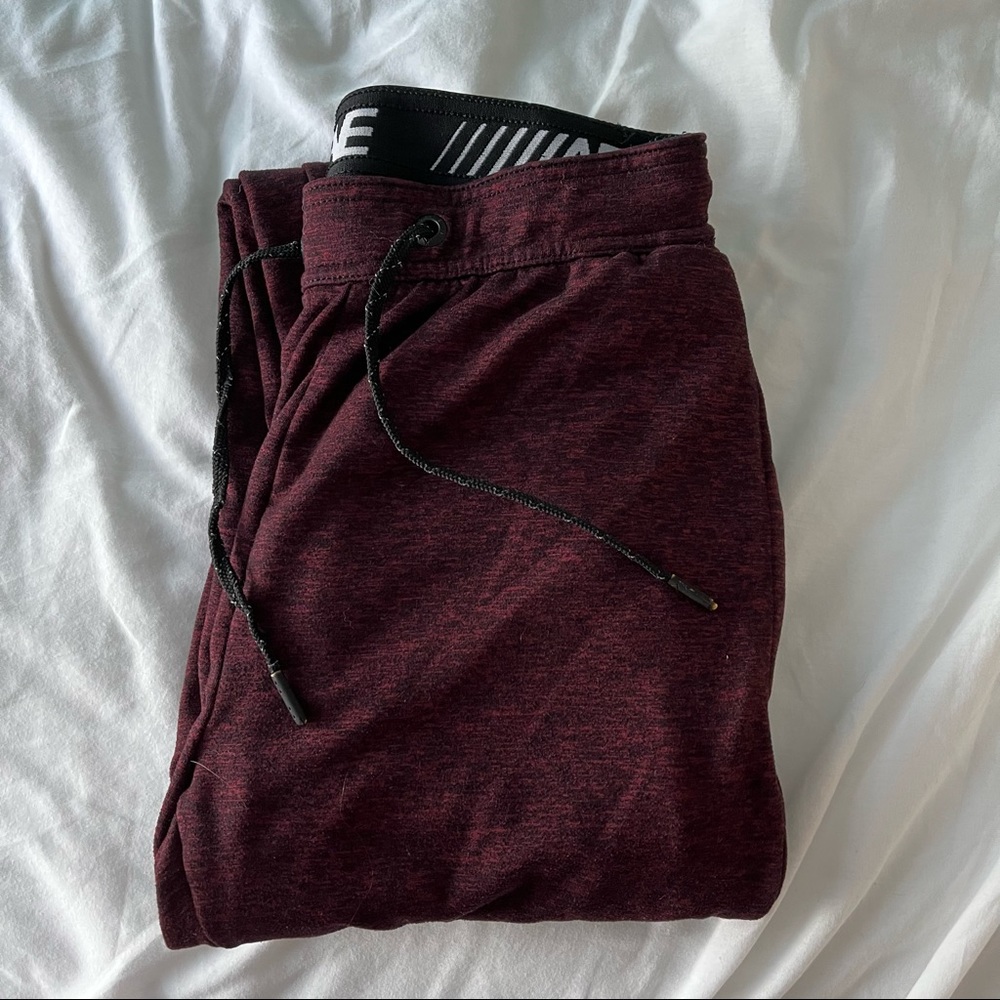 American Eagle Joggers